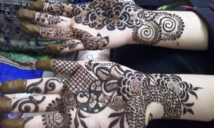 SADIKA MEHNDI ART